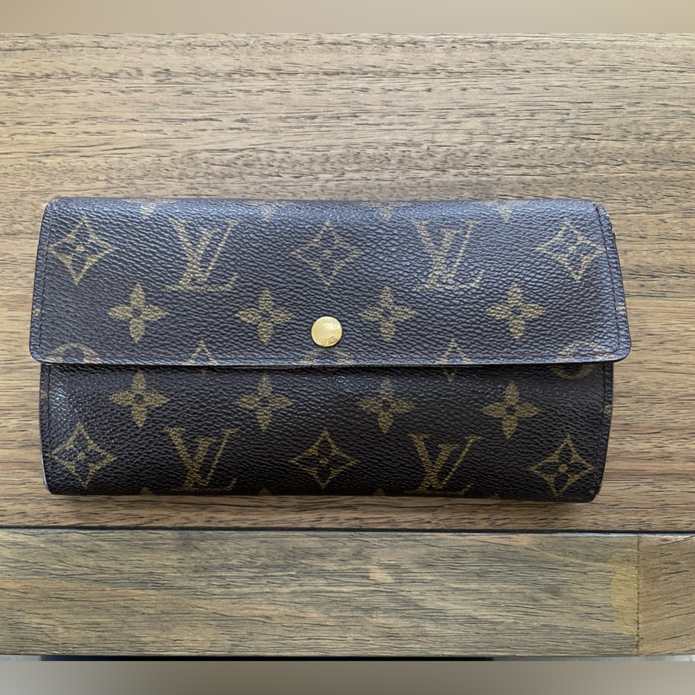 Louis vuitton monogram USED wallet